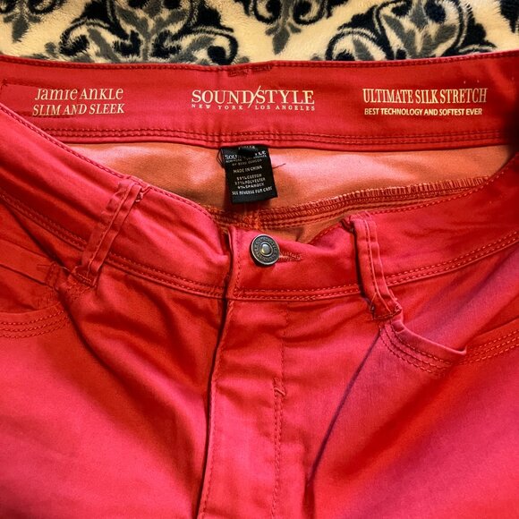 SoundStyle Red Jeans - Picture 4 of 7